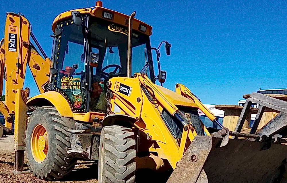 Kiralık JCB’de Operatör Dahil mi?