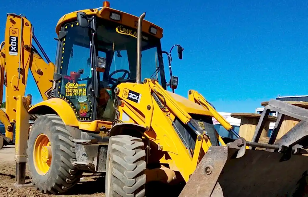 Bağlıca Kazı İşleri İçin JCB Tercih Edin